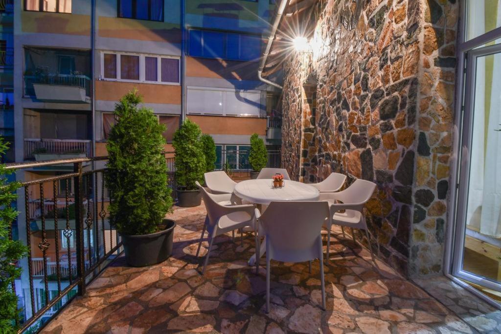 Grand River Apartmani & Sobe Konjic Esterno foto