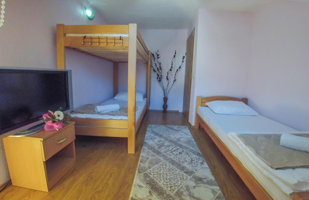 Grand River Apartmani & Sobe Konjic Esterno foto